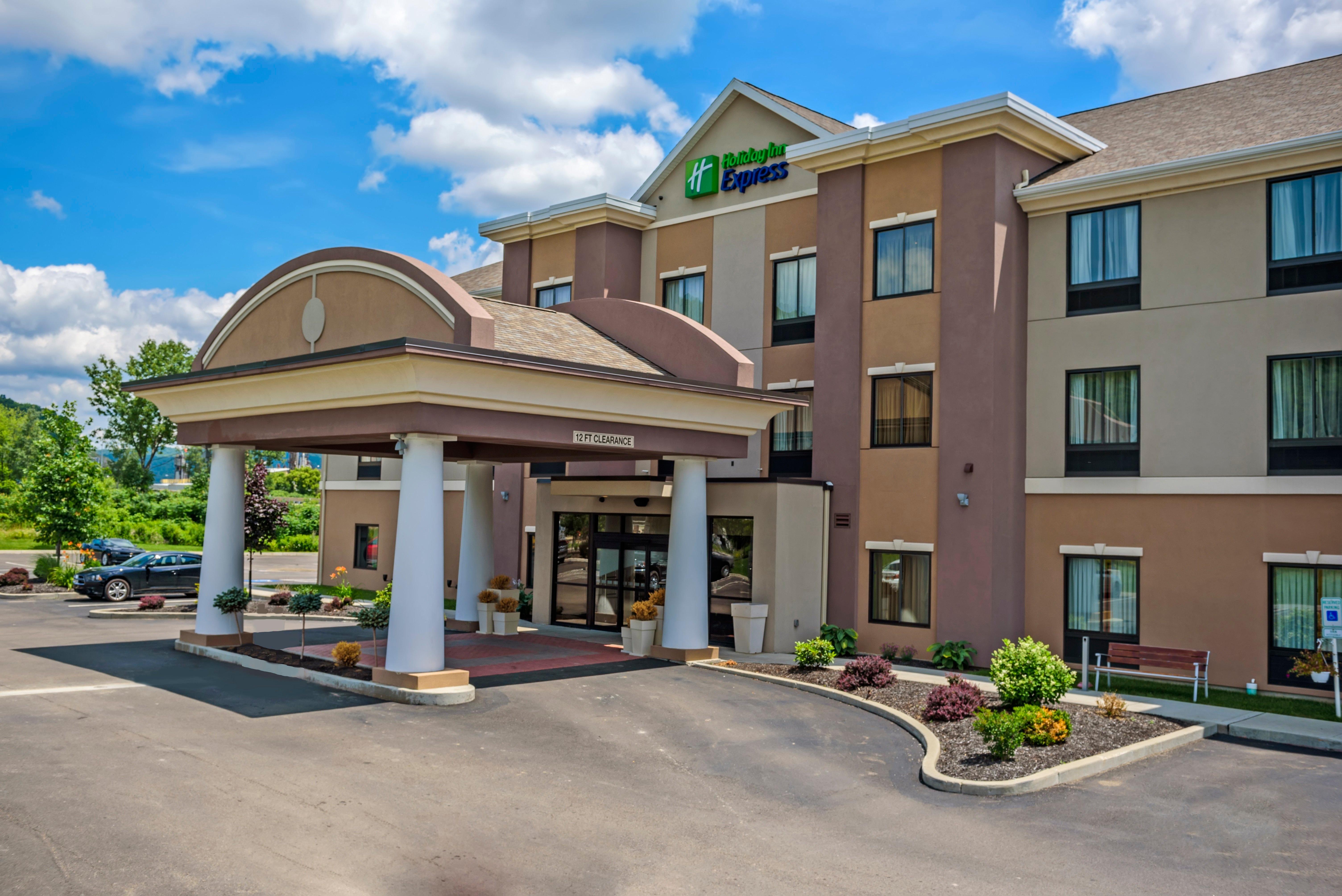 Holiday Inn Express And Suites - Bradford By Ihg Exterior foto
