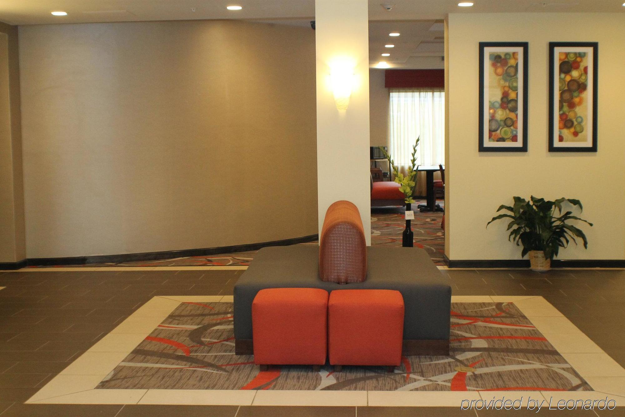 Holiday Inn Express And Suites - Bradford By Ihg Interior foto