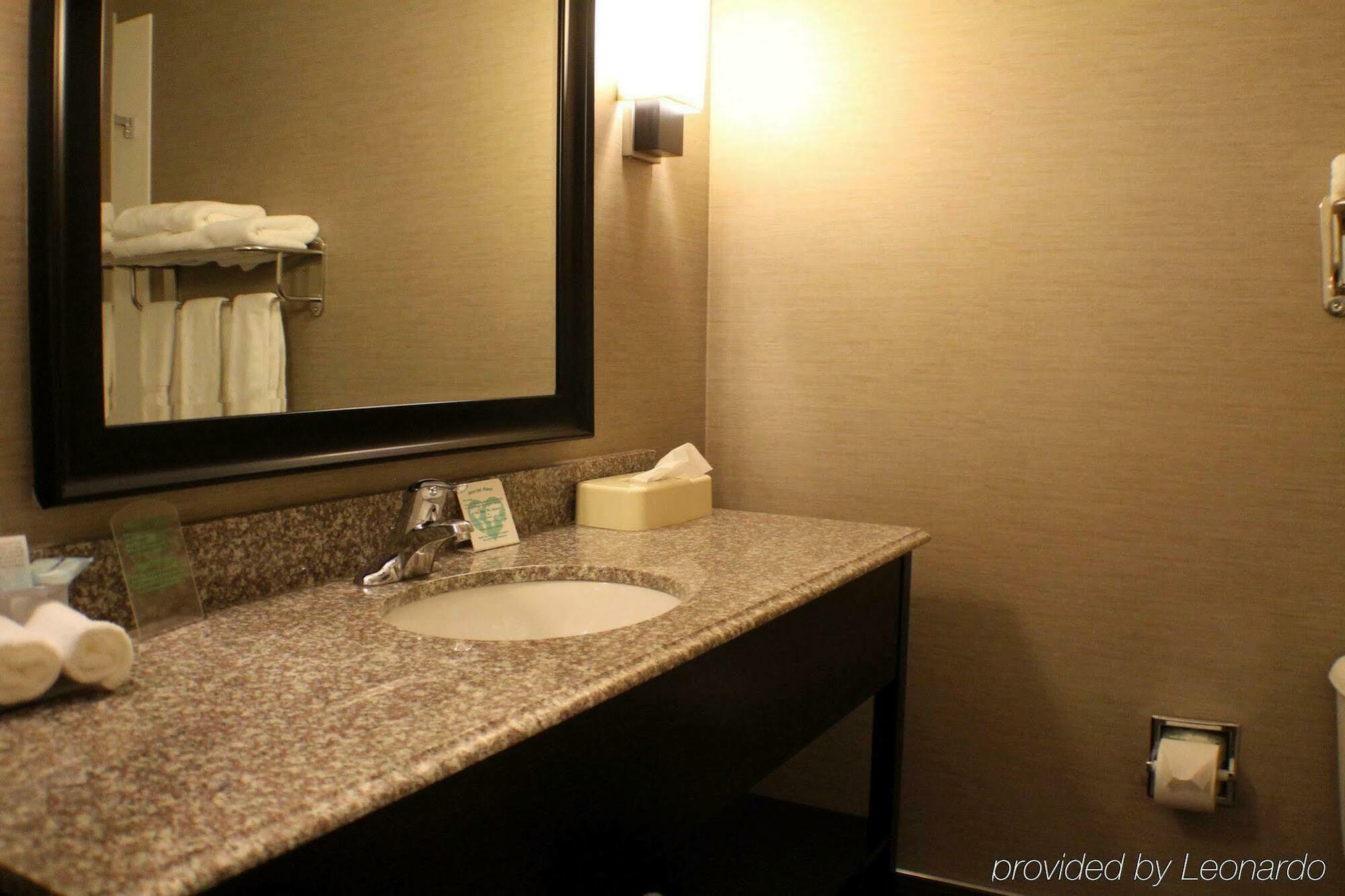 Holiday Inn Express And Suites - Bradford By Ihg Zimmer foto